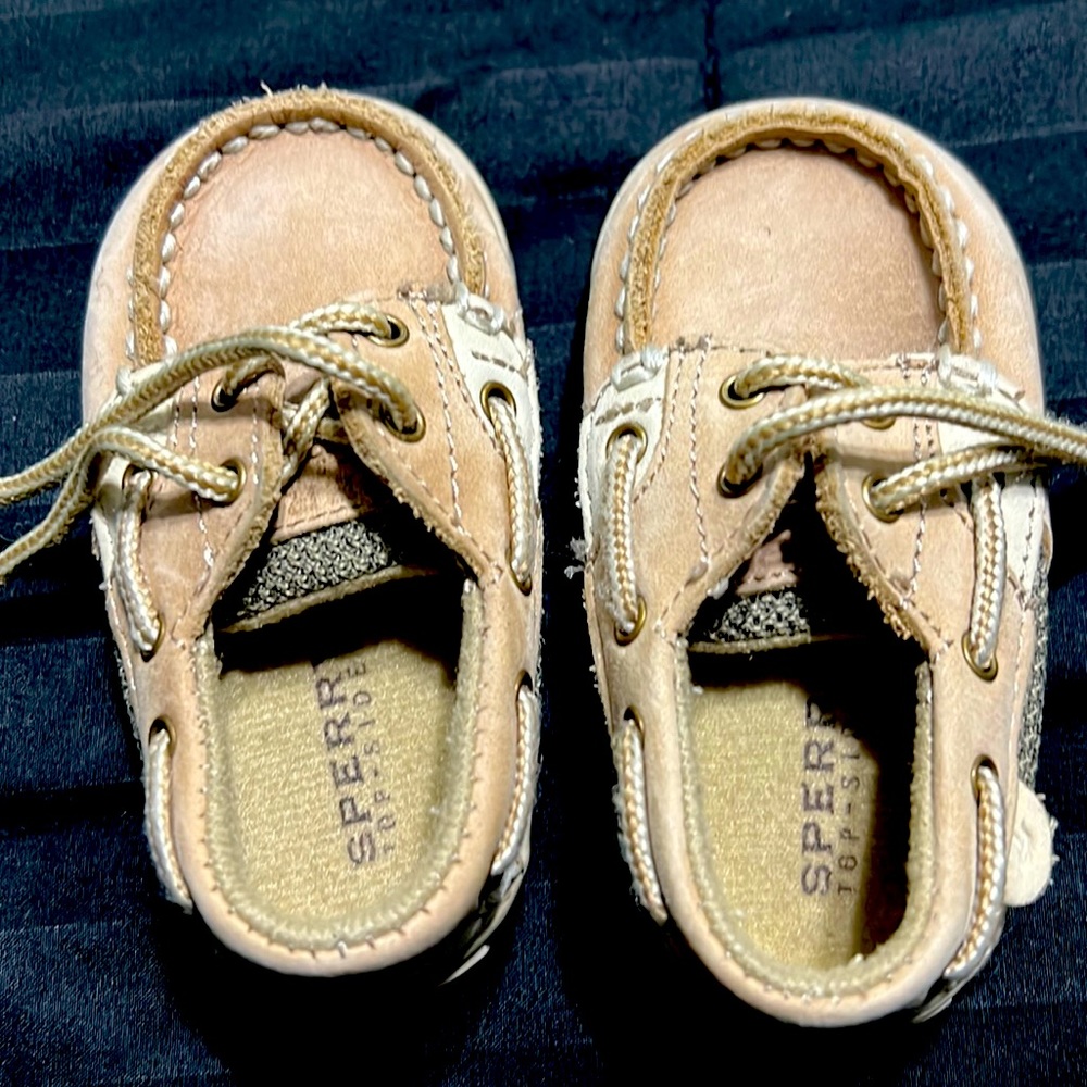 Baby sperry boat shoes size 2M